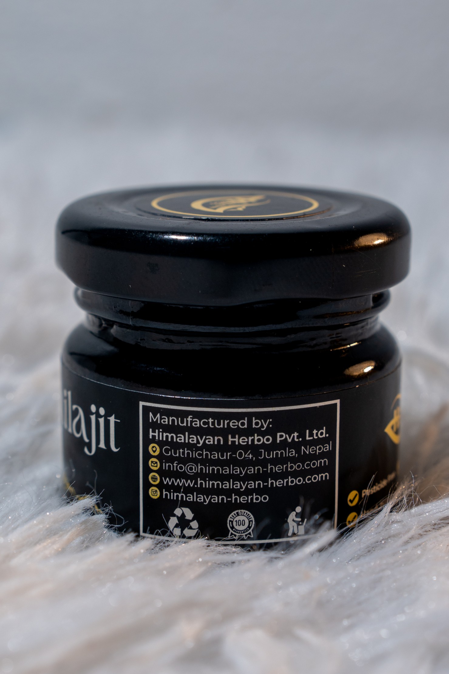 Shilajit